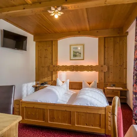 Zellerstuben بيت ريفي 3*