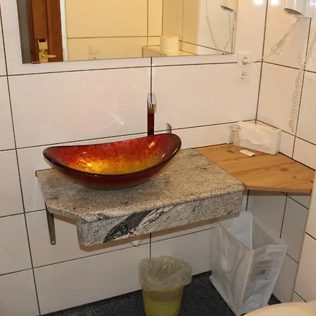 Zellerstuben بيت ريفي 3*